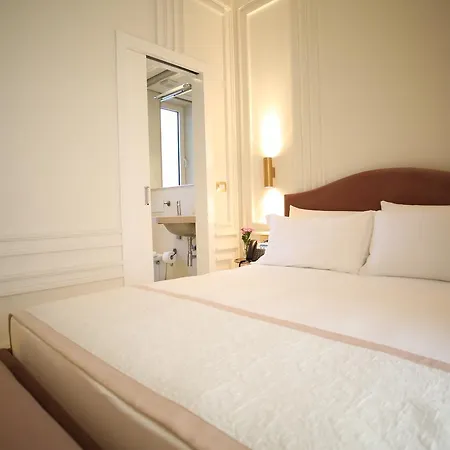 호텔 Neranxi Boutique Hotel - Ish Divina 4*