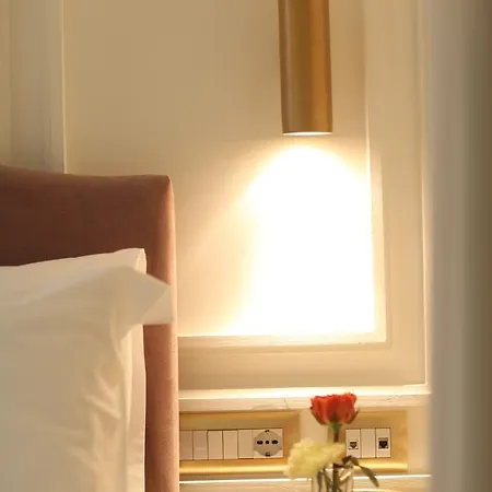 호텔 Neranxi Boutique Hotel - Ish Divina 4*