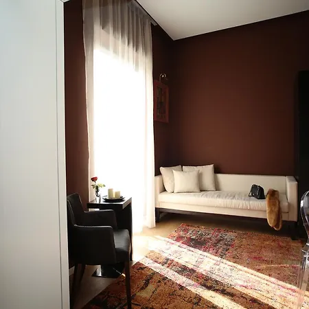 호텔 Neranxi Boutique Hotel - Ish Divina 4*