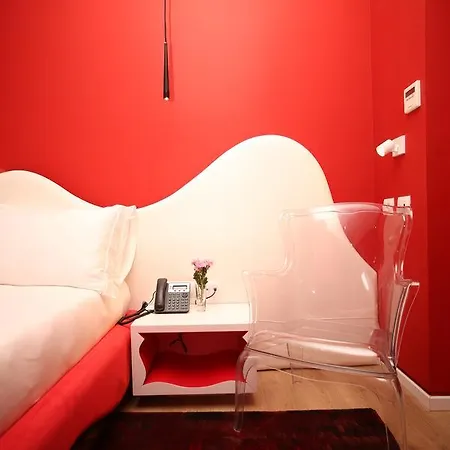 Neranxi Boutique Hotel - Ish Divina 4* 티라나