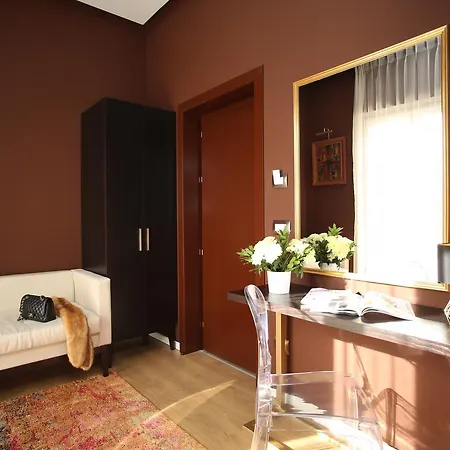 Neranxi Boutique Hotel - Ish Divina 4* 티라나