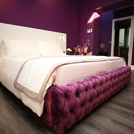 호텔 Neranxi Boutique Hotel - Ish Divina 4*