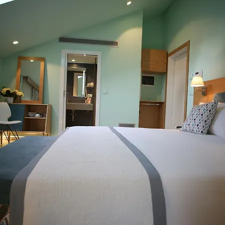호텔 Neranxi Boutique Hotel - Ish Divina 4*