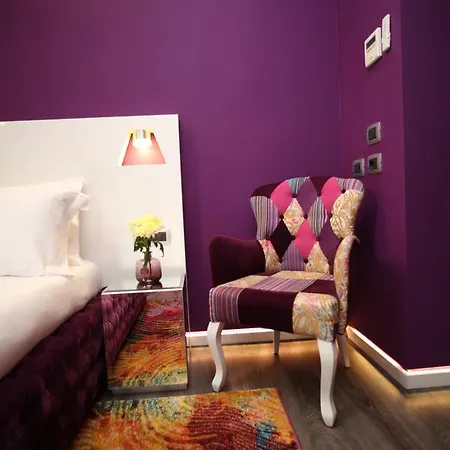 호텔 Neranxi Boutique Hotel - Ish Divina 4*