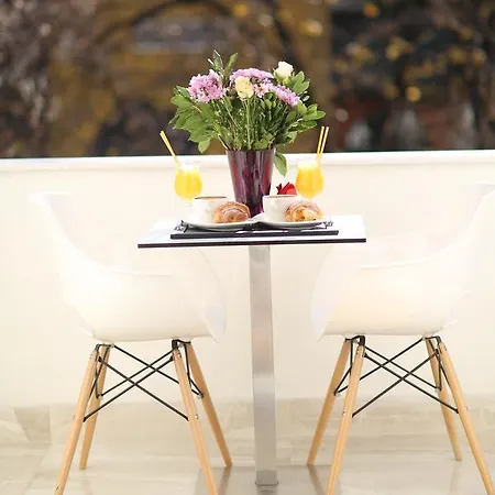 Neranxi Boutique Hotel - Ish Divina 티라나