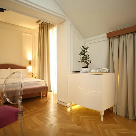 Neranxi Boutique Hotel - Ish Divina 4* Tirana